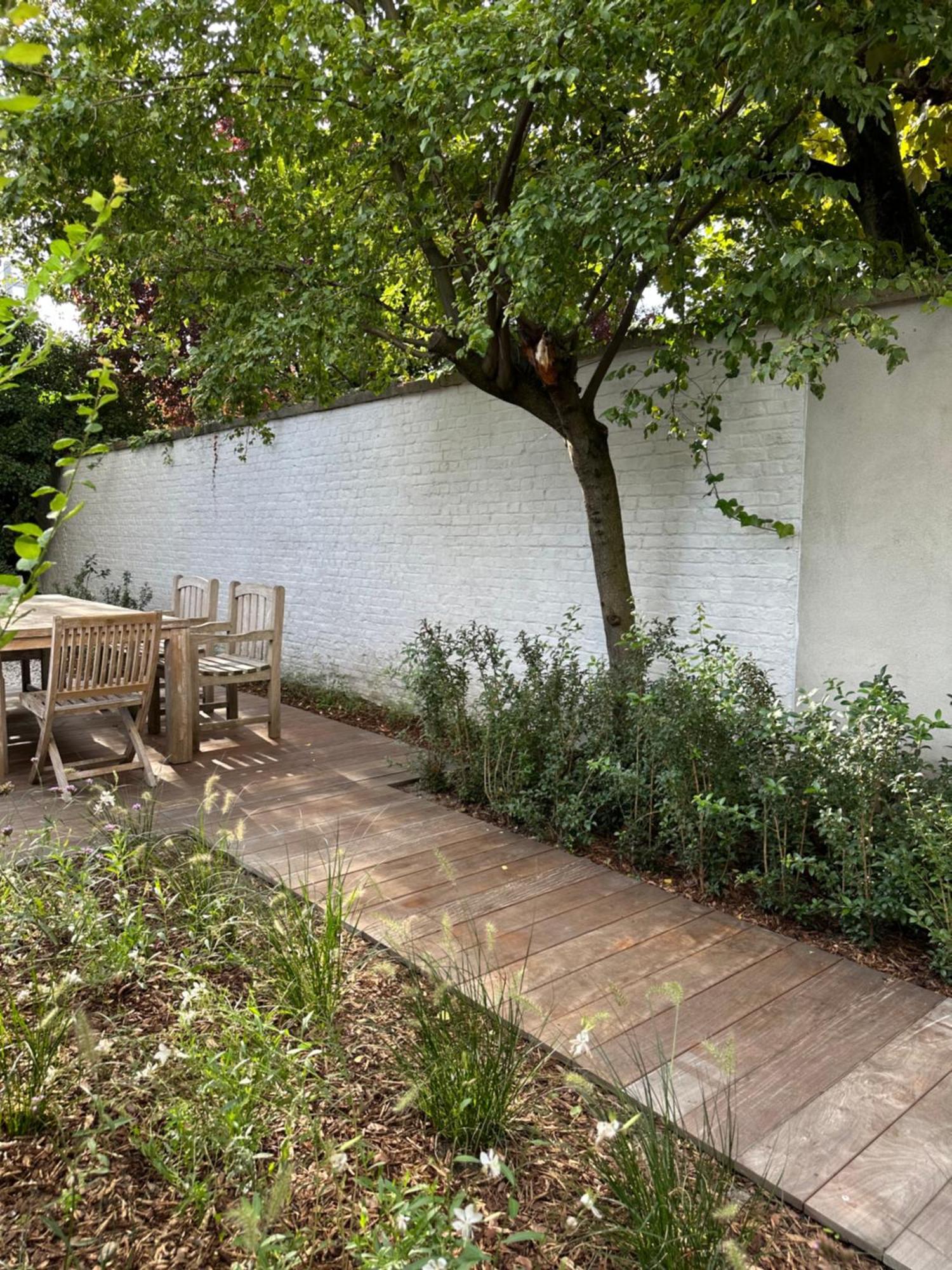Luxury Apartment With Cosy Garden! เกนต์ ภายนอก รูปภาพ